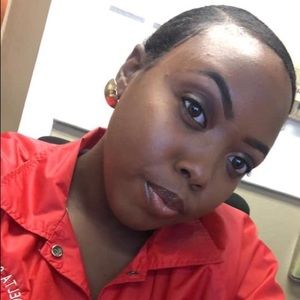 Meet your Posher, Breanna